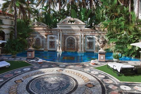 architettura versace|where does gianni versace live.